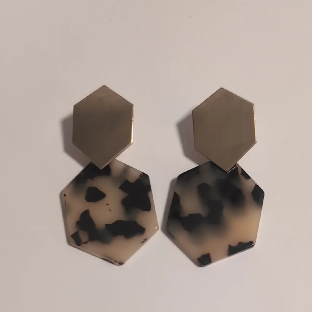 Geometric‎ Tortoise Shell Earrings
